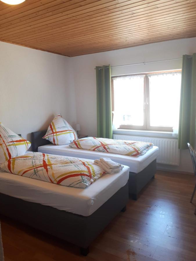 Gaestehaus Pension Waldhorn Weilen unter den Rinnen Buitenkant foto